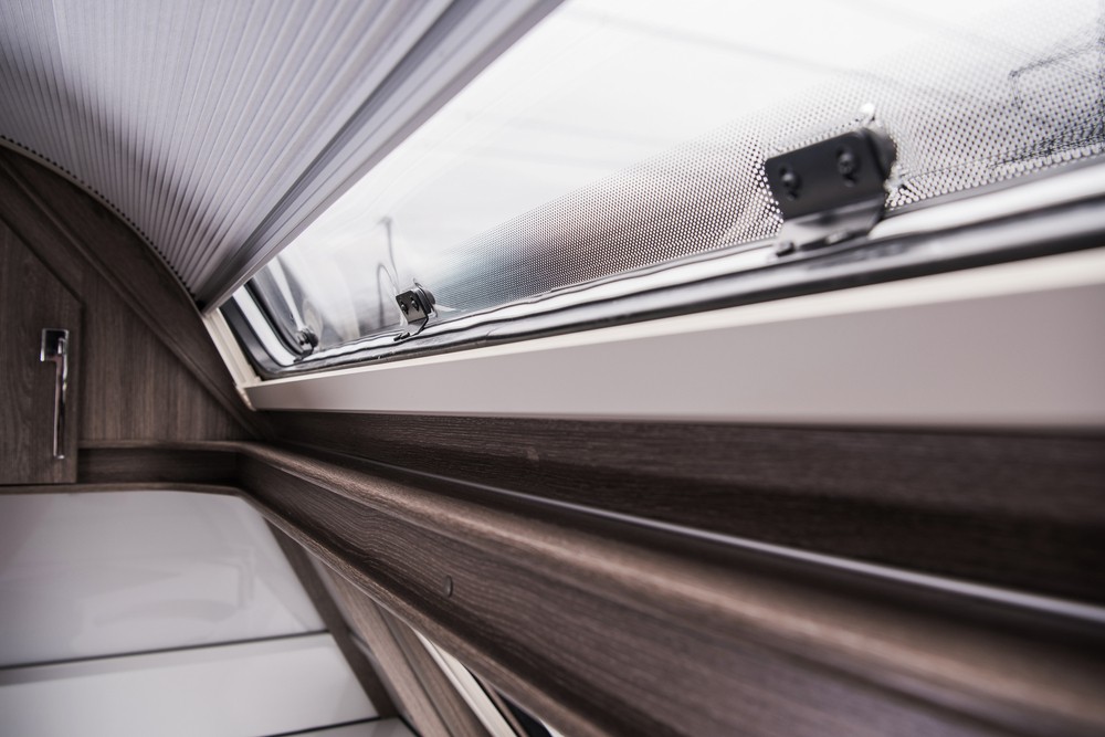RV windshield, The Benefits of an RV Windshield Shade